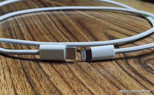 iPhone 12煥新亮相 全新設(shè)計附帶充電頭更換，新版充電線告別脆弱痛點